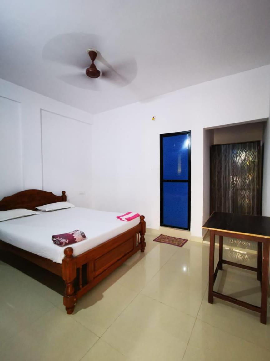 Ivon Guest House Arambol Room photo